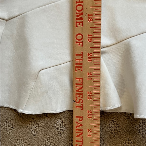 J Crew Off White Short Sleeve Peplum Ruffle Hem Top - Picture 7 of 10